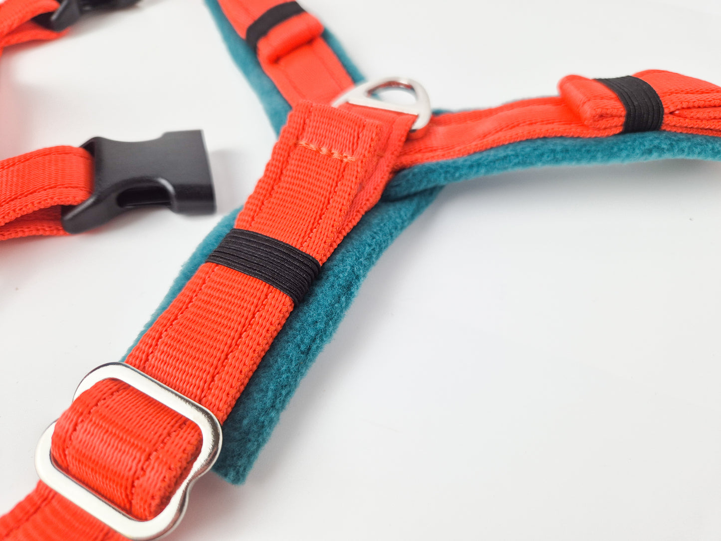 Fully Adjustable Vari-Fit Harness (upgrade to houdini available)